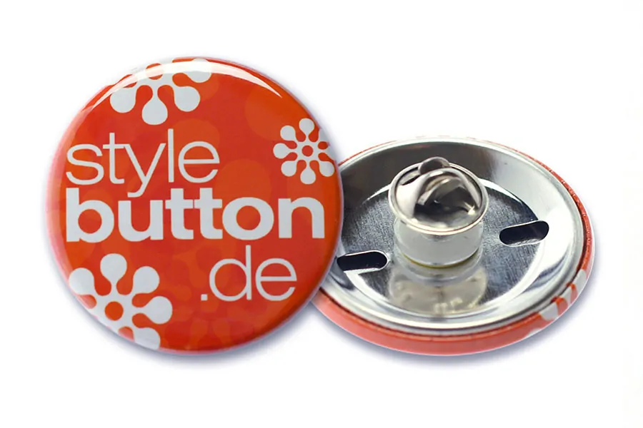 Button 37 mm mit Butterflyverschluss / Schmetterlingsverschluss
